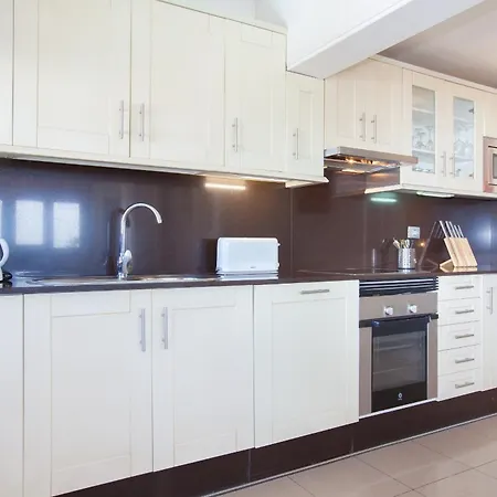 Villa Splendid Puerto Del Carmen 4 Bedrooms Heated Pool Marica Centre Of Location